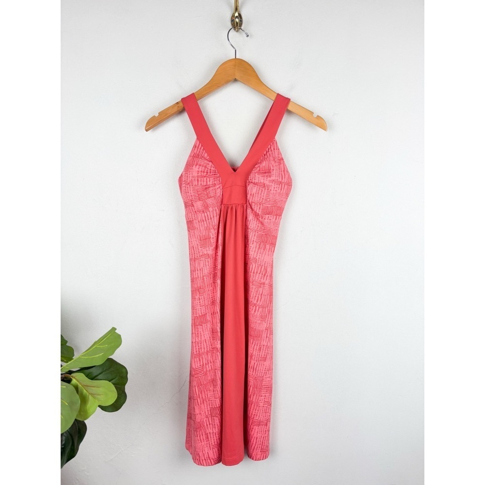 Patagonia Corinne V-Neck Pink Outdoor Hiking Dress Sz XS